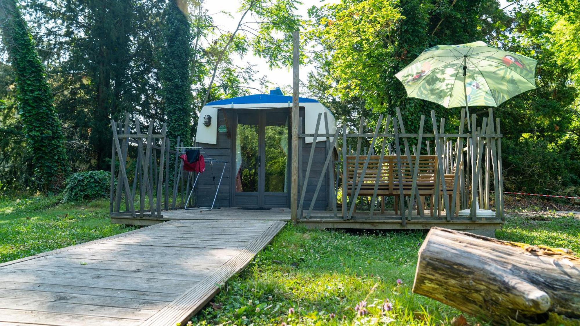 Le Village Des Monedieres Chamberet Exterior photo